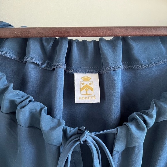 Abaete Silk Off the Shoulder Blouson Dress with Elbow Length Sleeve - Picture 4 of 10